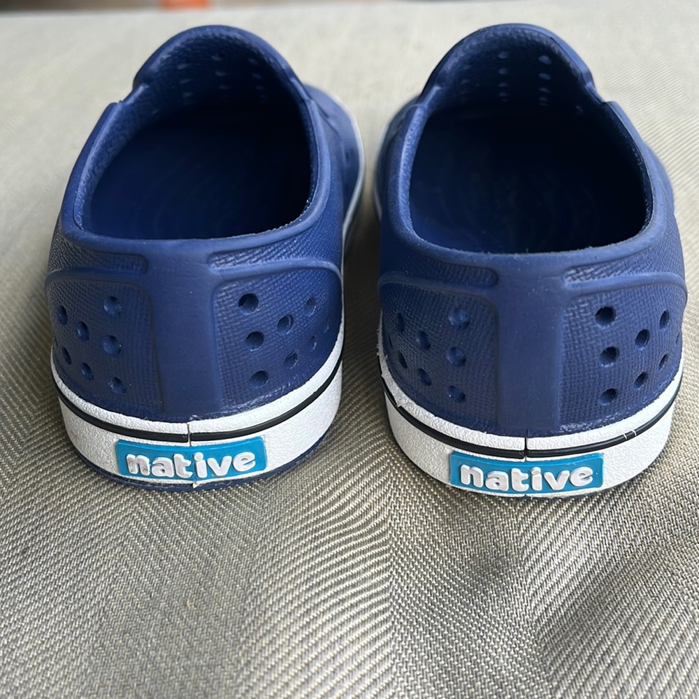 Natives - Miles style - size 7 toddler boys or girls